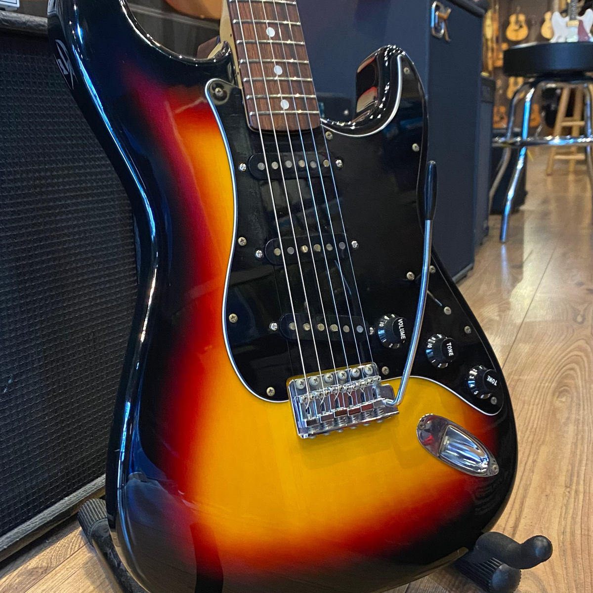 Pre-Owned Fender CIJ ST72-58US Stratocaster Sunburst 2004/5